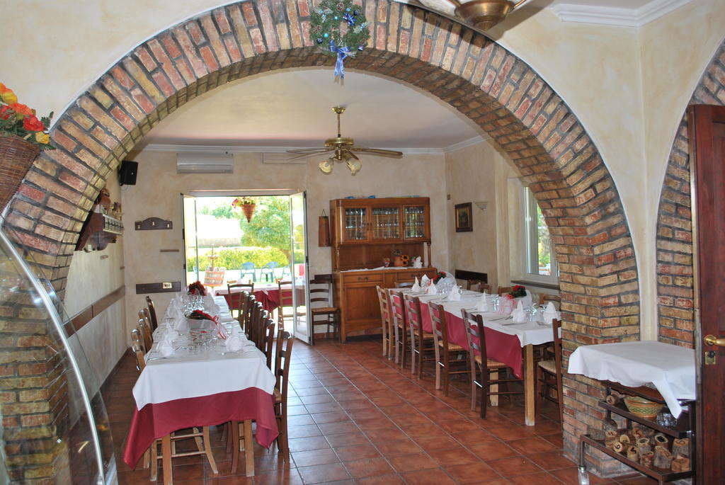Agriturismo La Valle Di Ceri Cerveteri Kültér fotó